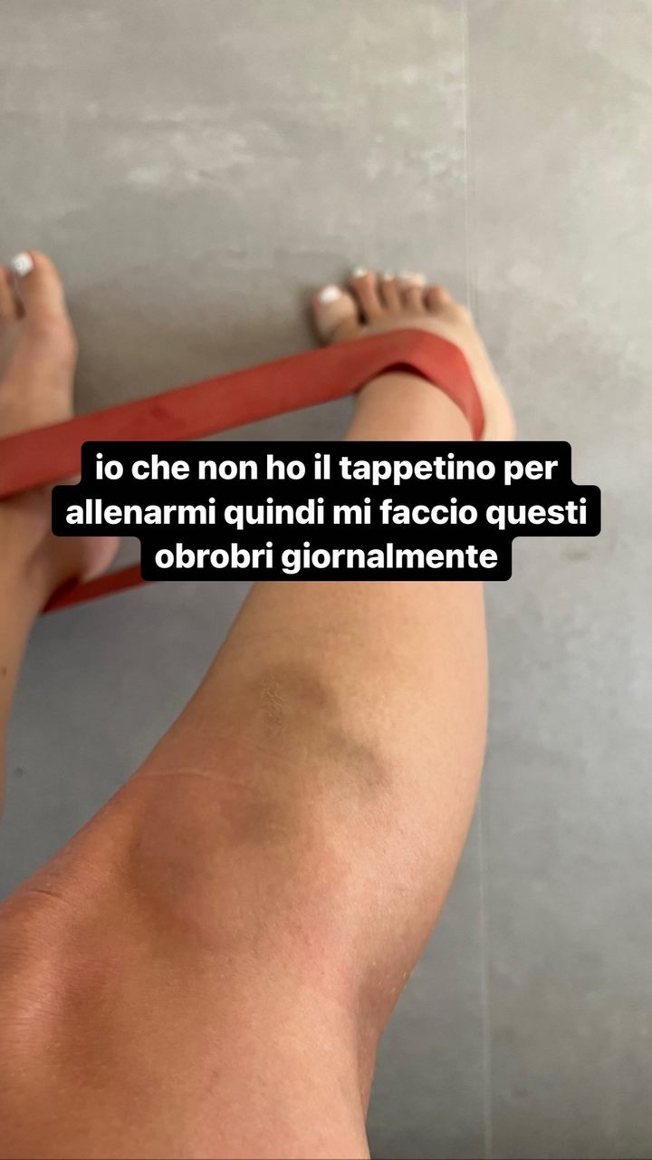 Carlotta Ferlito Feet